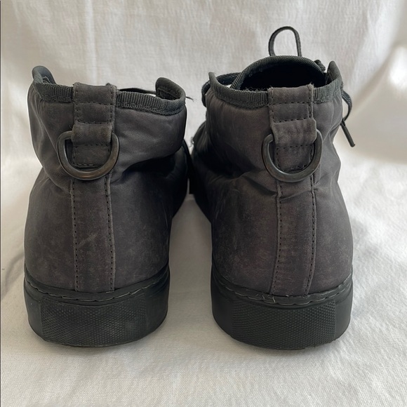 All Saints Black Chukka Boots with Soft Matte Upper and Minimalist Design - Picture 3 of 4